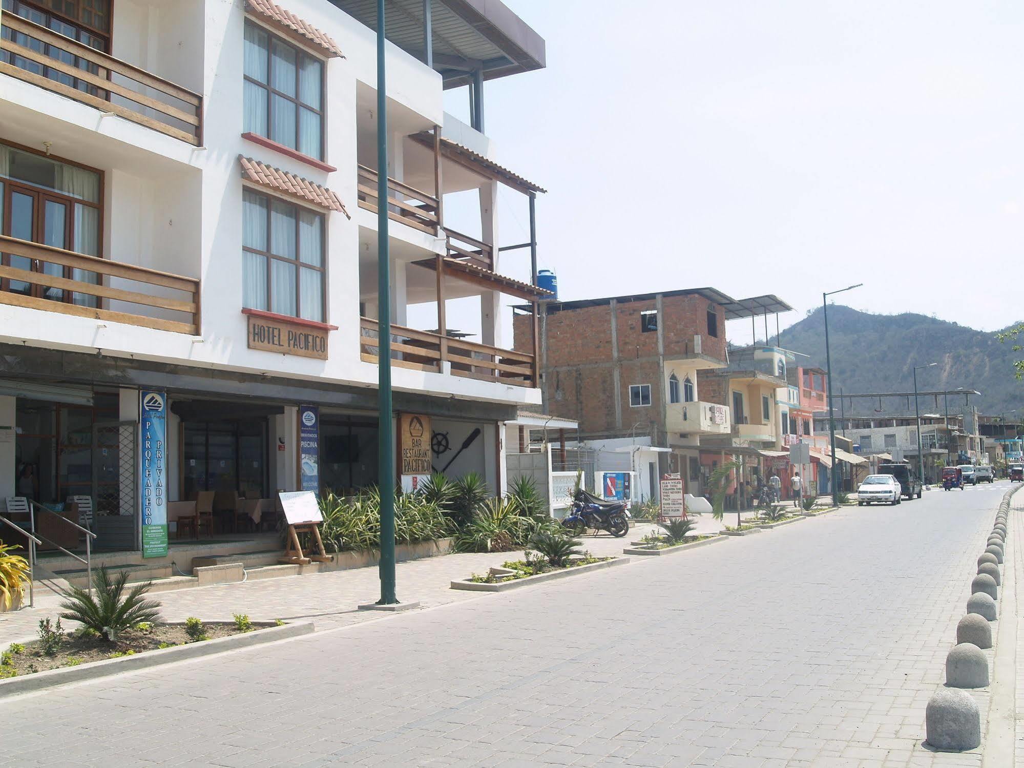Hotel Pacifico ปูแอร์โตโลเปซ ภายนอก รูปภาพ