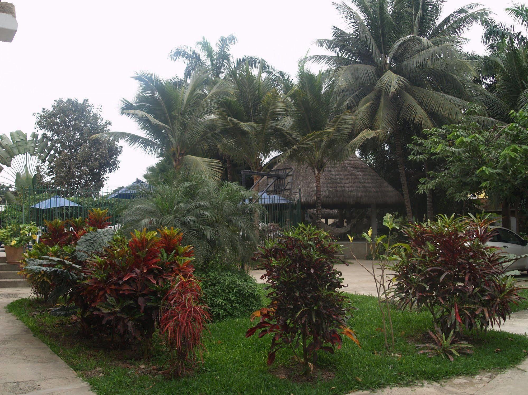 Hotel Pacifico ปูแอร์โตโลเปซ ภายนอก รูปภาพ